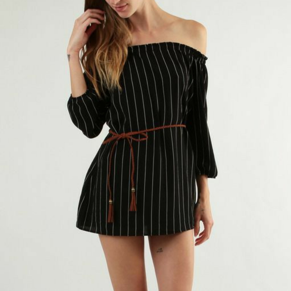 Active USA striped cold shoulder shirt